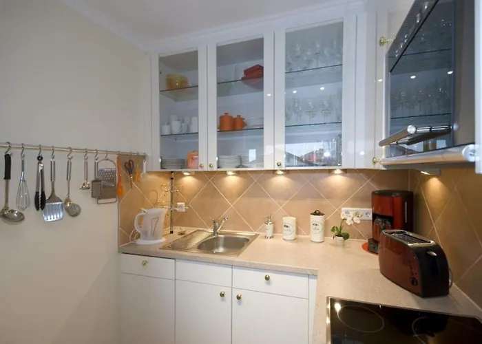 Friedrichstrasse 23, App 11